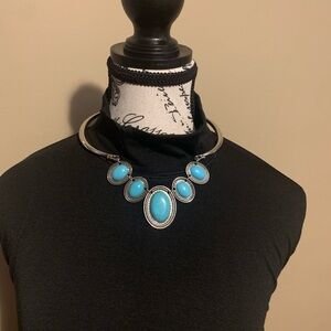 Paparazzi necklaces, blue topaz